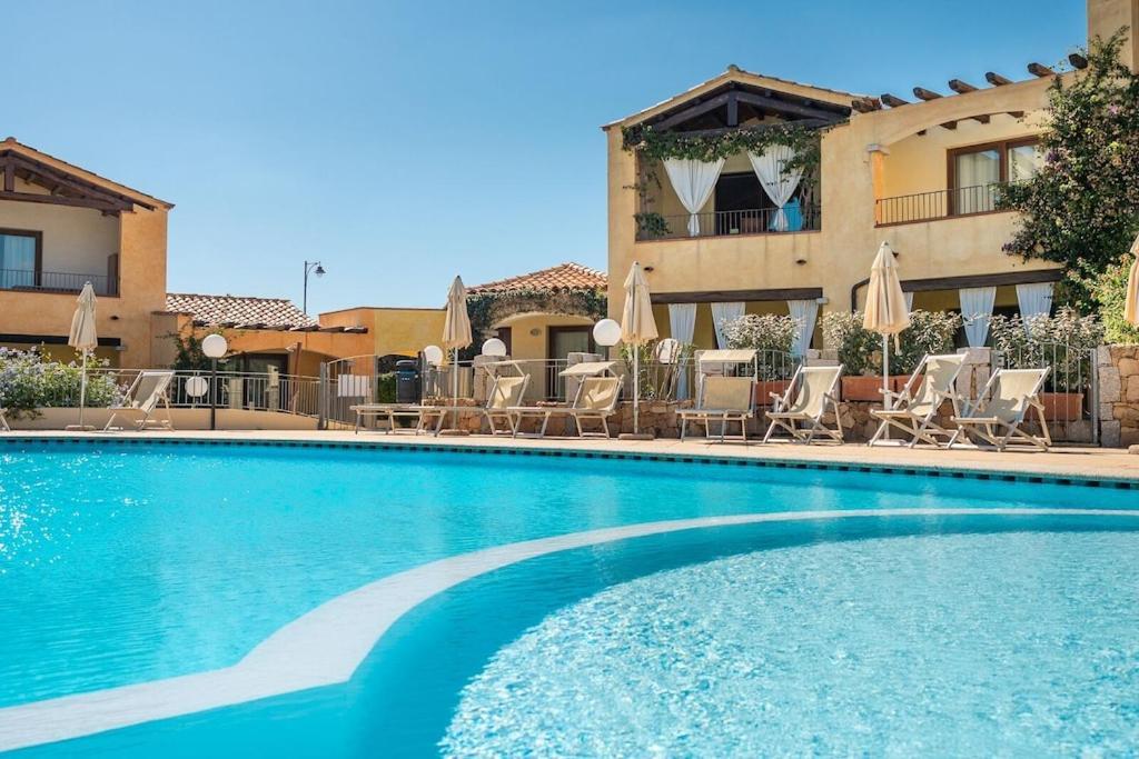 Ferienhaus Last Minute Costa Smeralda House With Swimming Pool 2 Km From The Sea *